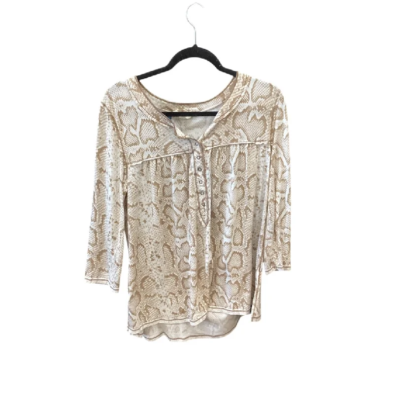 Top Long Sleeve By Entro In Snakeskin Print, Size: M