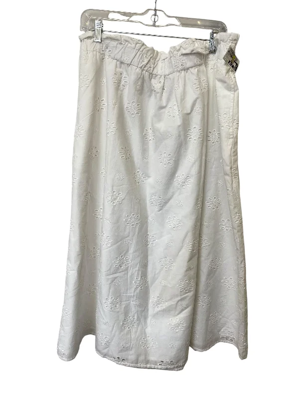 Skirt Maxi By Universal Thread In White, Size: L