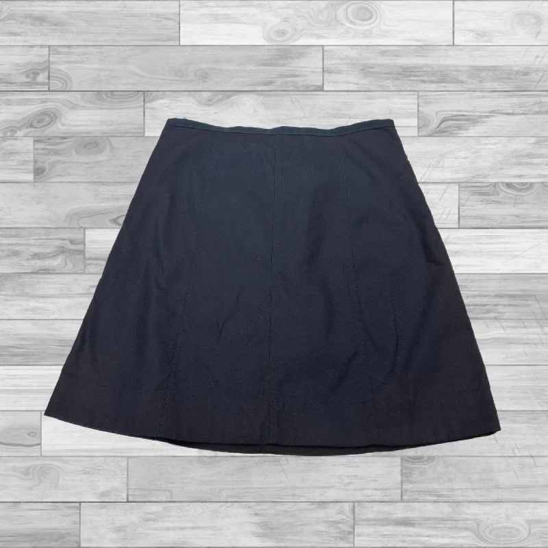 Skirt Mini & Short By Gap In Navy, Size: 6