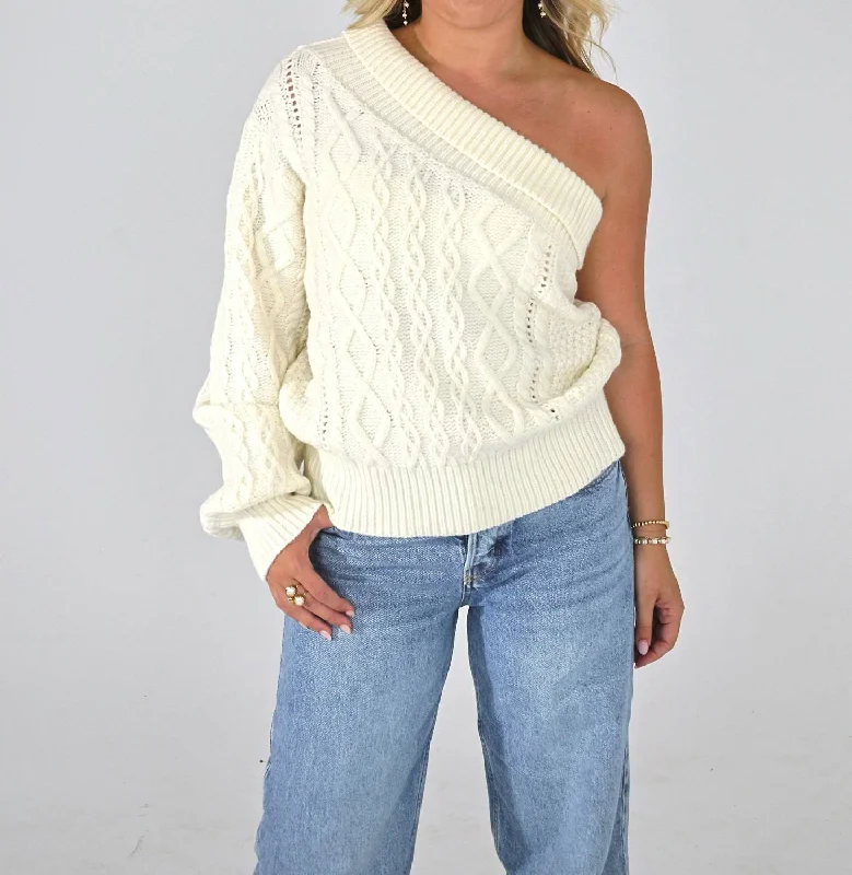 Chloe Knit Sweater In Ivory